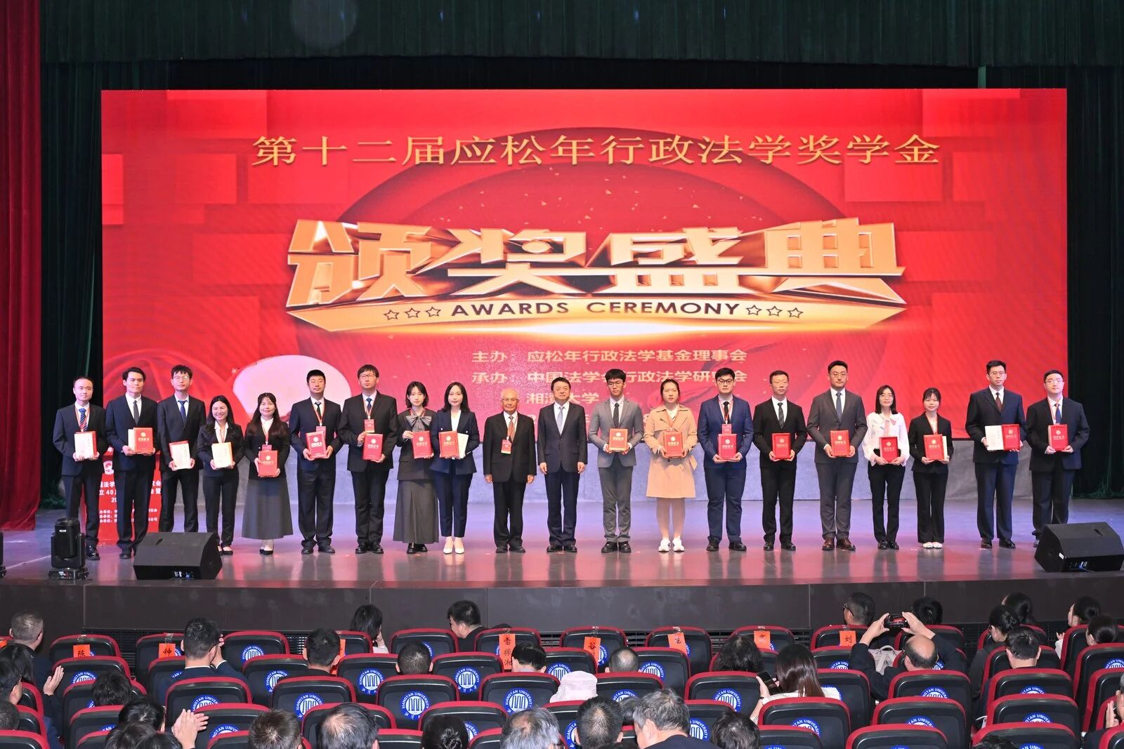 1761533299952931.jpg 16.jpg